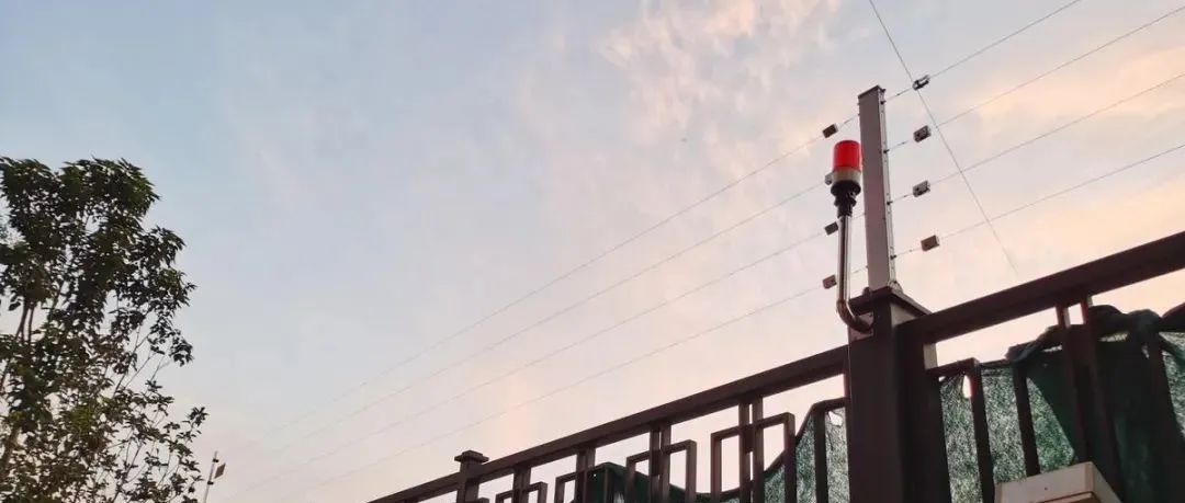 在海拔3700米高原裝電子圍欄是什么體驗(yàn)？ 打卡西藏第一條電氣化鐵路(圖26)